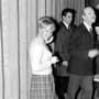 1964 Petula Clark back stage dell'Olympia