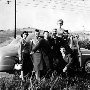 1958 - Viaggio per Asti in 1400 B<br>
					                                                      Anna Terzano, Isabella Vottero, Dario Biancardi, l'impresario Gentile e Sig.ra, Gerry e Nick Ambros