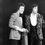 Parigi 1980 - Olympia Sacha Show<br>Il musicista Gerry e' in ritardo