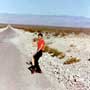 Deserto del Nevada 1962 - Gerry attende un passaggio